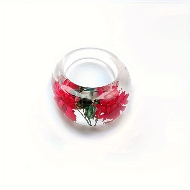 Elegant Resin Ring with Dried Flowers, No Plating or Setting